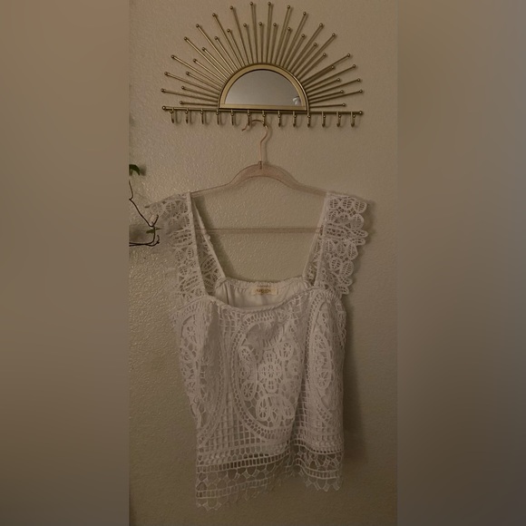 Rebellion Tops - Rebellion, Large, White Lace tank top